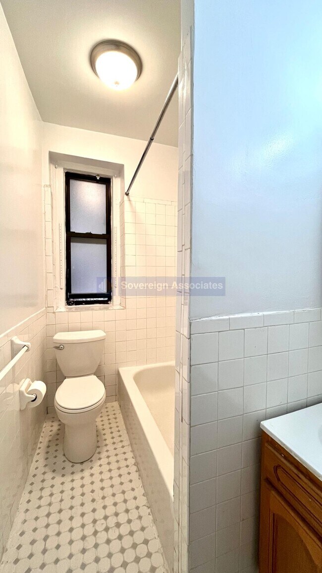 Plano de planta - 15 Magaw Place