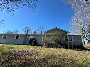 Building Photo - 2955 Oakland Rd