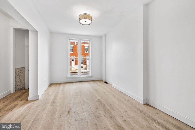 Foto del edificio - 1605 Darley Ave