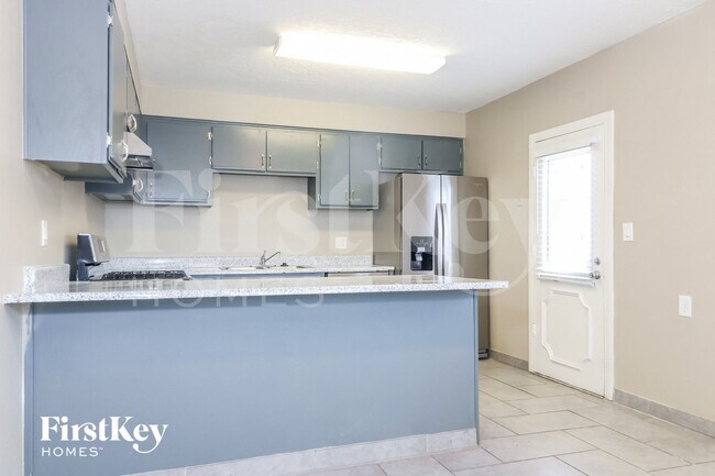 Building Photo - 8039 N 29th Ave