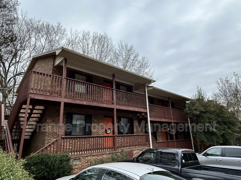 Primary Photo - 204 Calhoun St