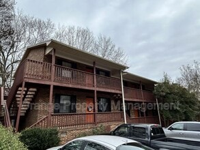 Building Photo - 204 Calhoun St