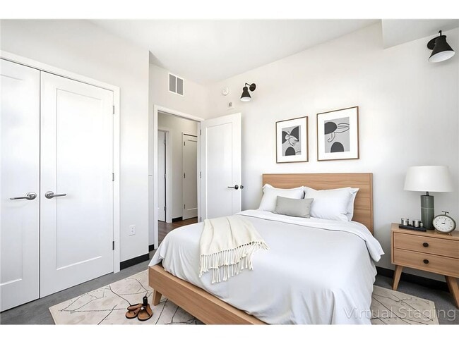 Foto del edificio - 2318 Jefferson St NE