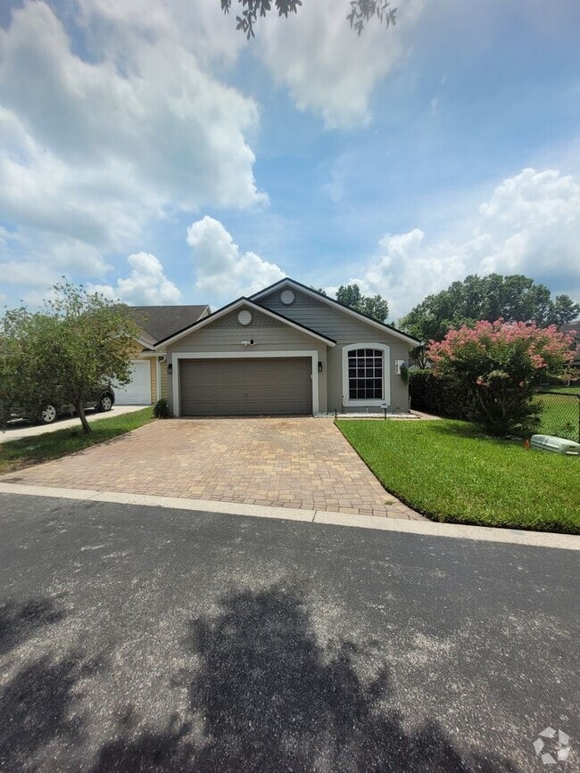 Building Photo - 1452 Creekside Cir