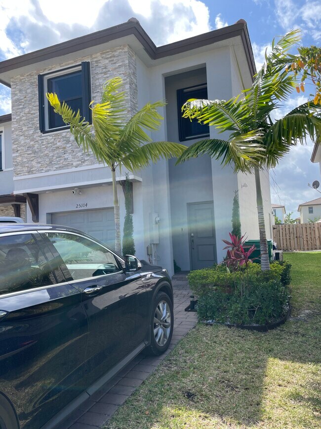 Foto del edificio - 25104 SW 107th Ct