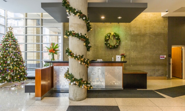 Front Desk - 700 N Larrabee St