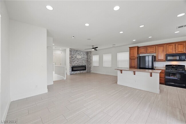 Foto del edificio - 6441 Addamo Peak Ct