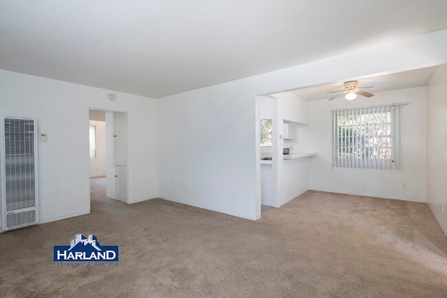 Foto del edificio - 2112 Thomas Ave