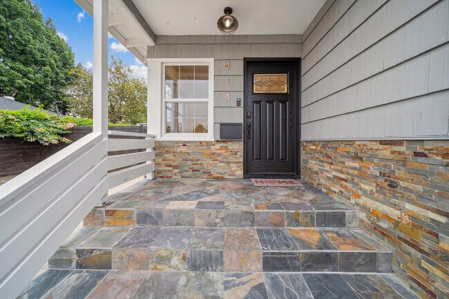 Foto del edificio - 414 E Fir St