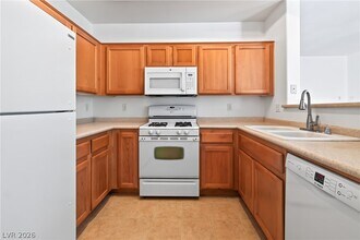 Building Photo - 8985 S Durango Dr