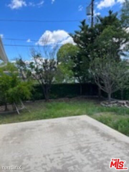 Foto del edificio - 3 br, 2 bath House - 4962 Nestle Ave