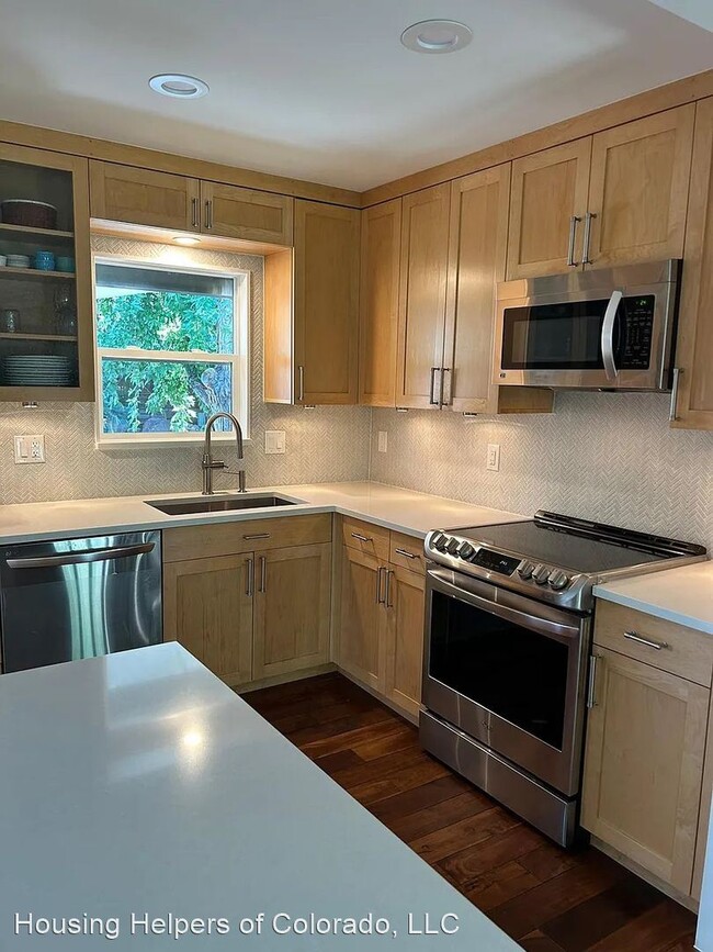 Building Photo - 4 br, 2 bath House - 2550 Woodstock Place