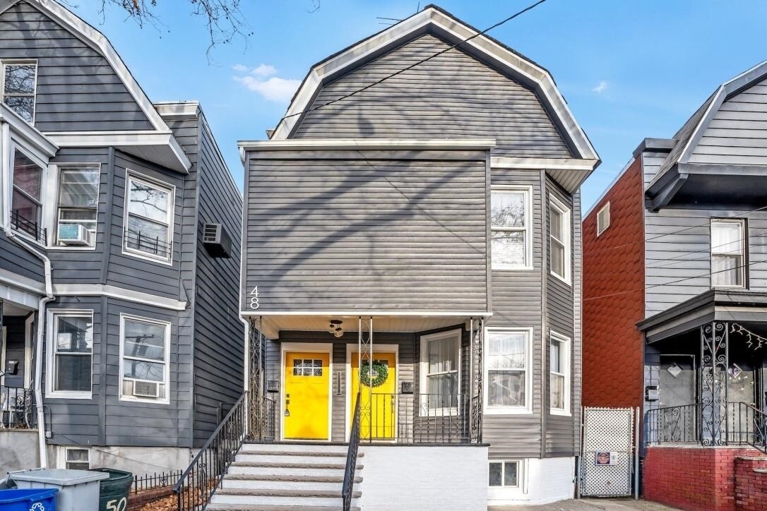 Primary Photo - 48 New St