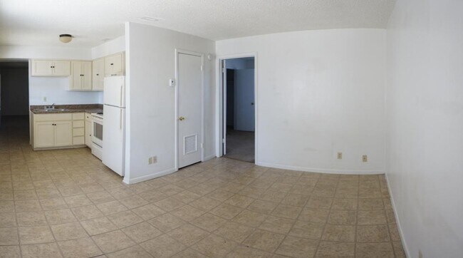 Foto del edificio - 3109 Atkinson Ave