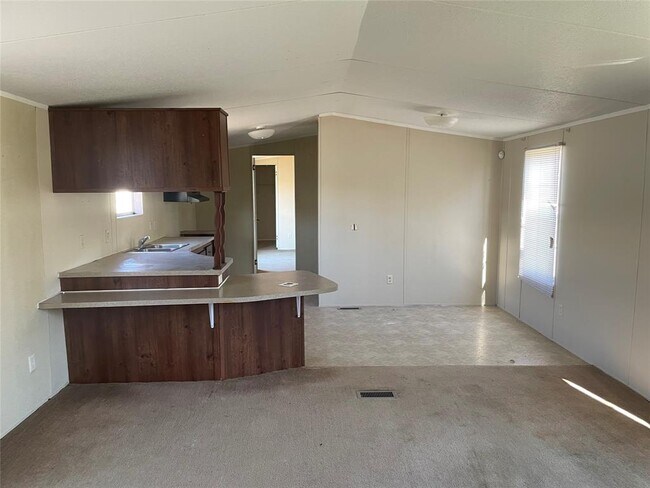 Foto del edificio - 13535 Sralla Rd