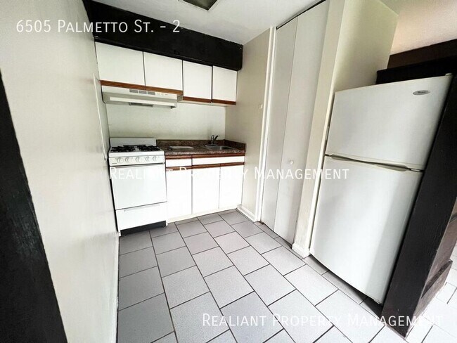 Foto del edificio - 6505 Palmetto St