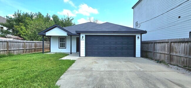 Foto del edificio - 834 Elkhart St