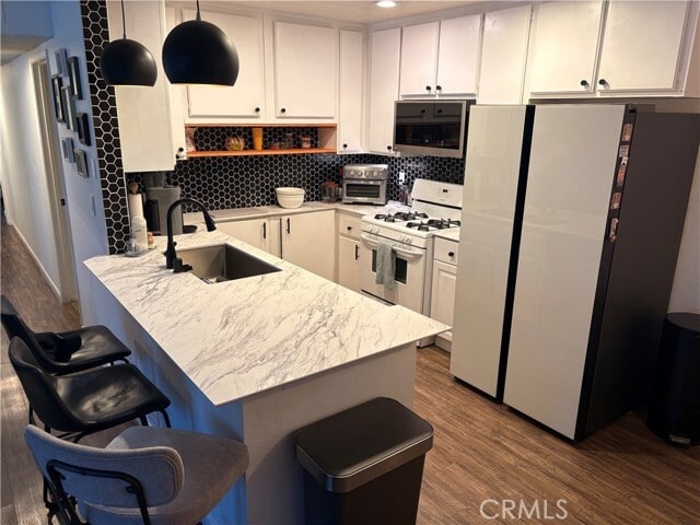 Building Photo - 31200 Landau Blvd