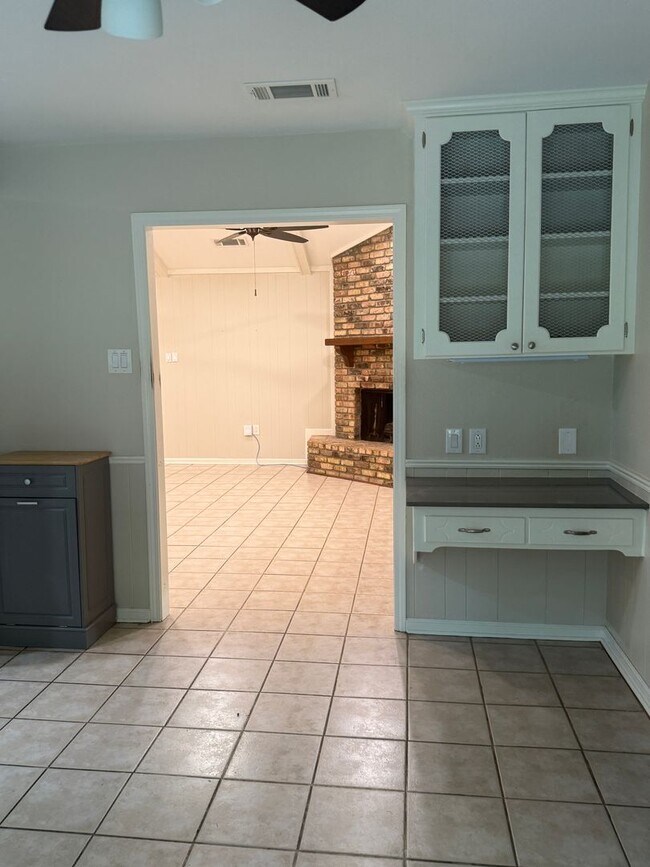 Foto del edificio - Available now! This one of a kind Rental i...