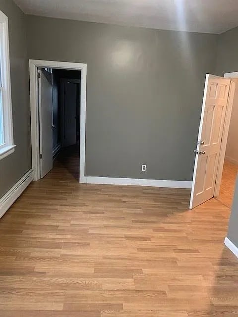 Foto del edificio - 431 Amboy Ave