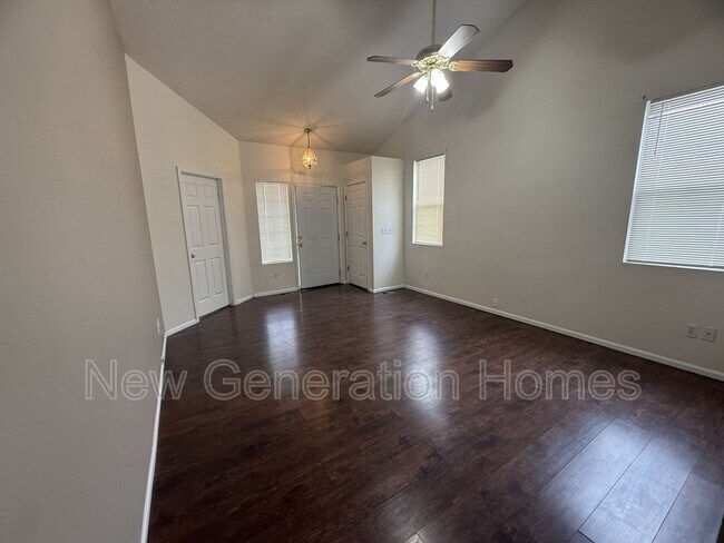 Foto del edificio - 4626 Canyon Wren Ln