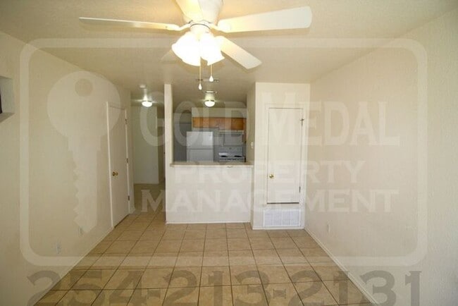 Building Photo - 4505 Mattie Dr
