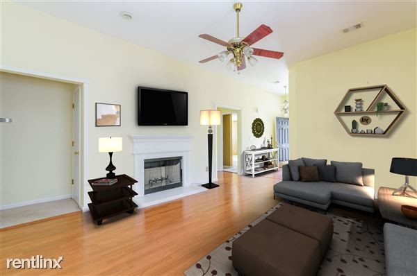 Building Photo - 4 br, 2 bath House - 399 Apple Blossom Way