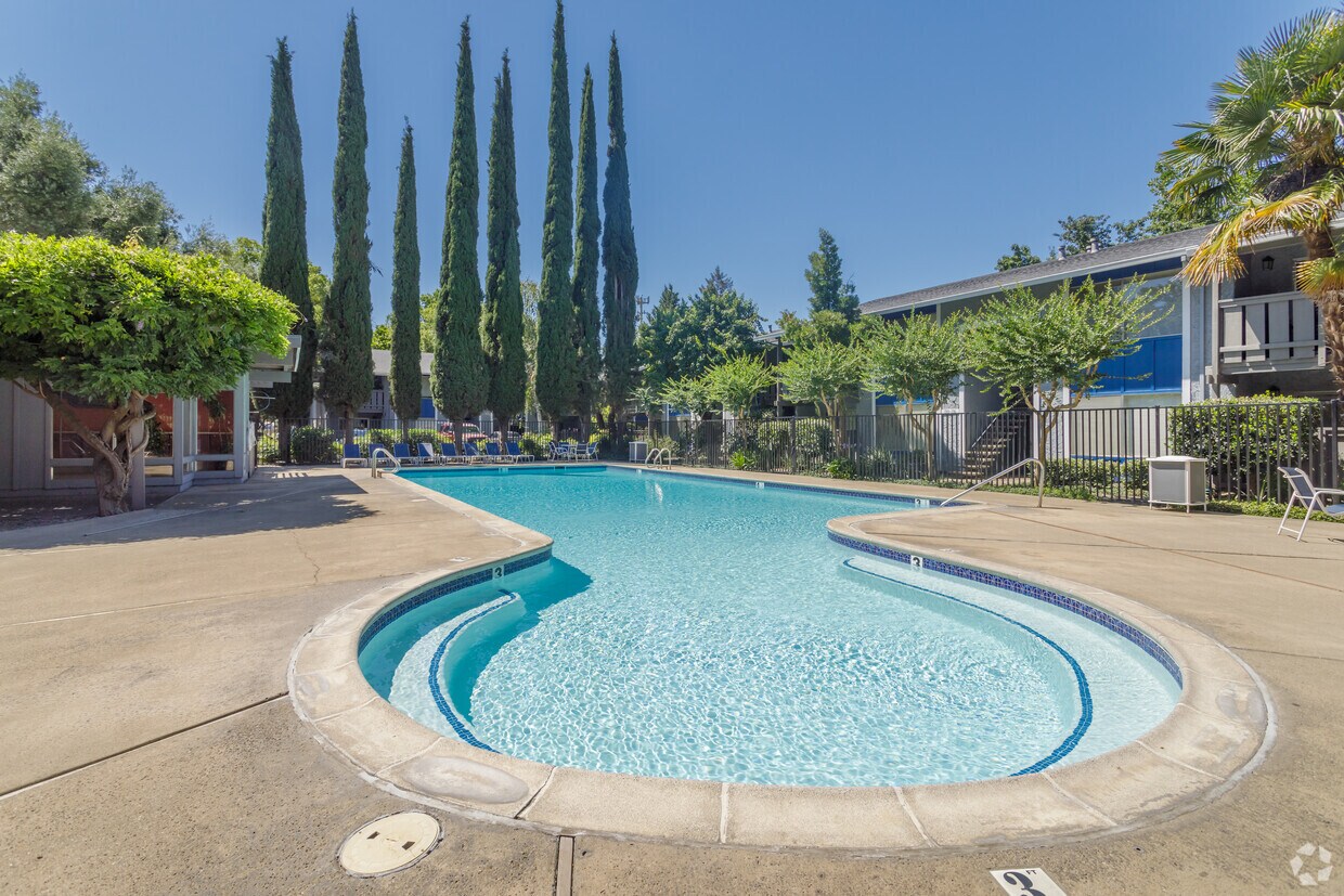 Westpark Plaza Apartments in Chico, CA