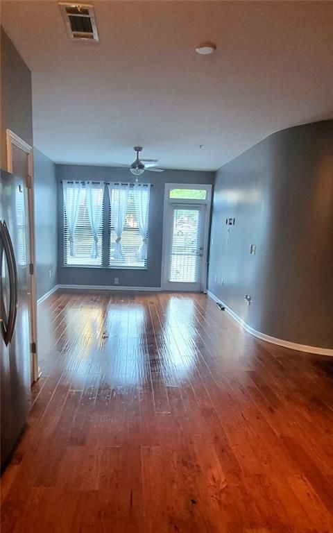 Foto del edificio - 898 Oak St SW