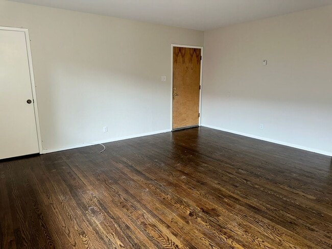 Building Photo - 53 E Richmond Ave.