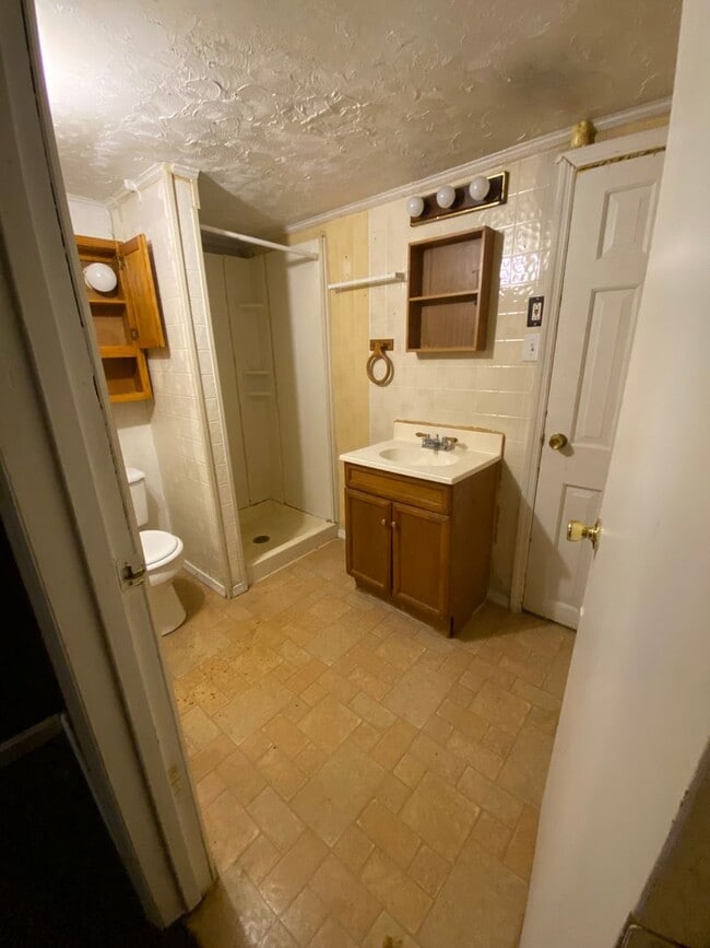 Building Photo - Cozy 1 Bed/ 1 Bath in Gallatin minutes from the Square