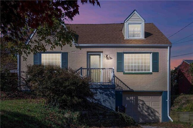 Photo - 855 Hamil Rd House