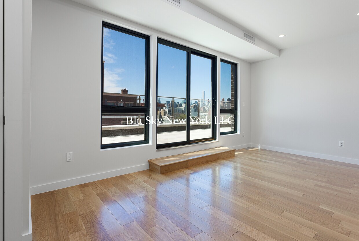 Primary Photo - 2117 31st Ave