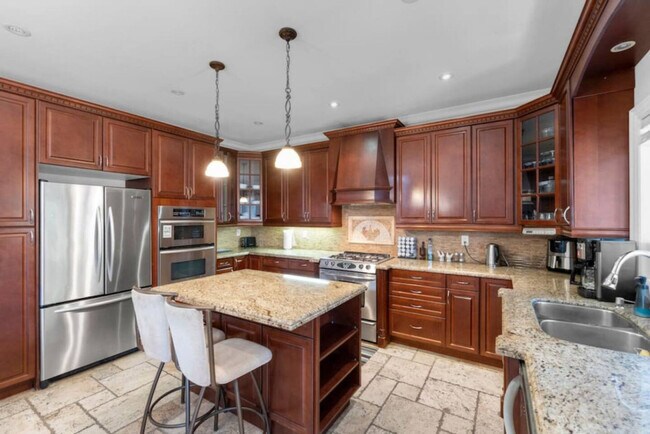 Photo du bâtiment - 680 Browns Line