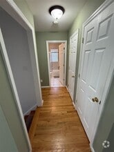Building Photo - 103 Clunie Ave