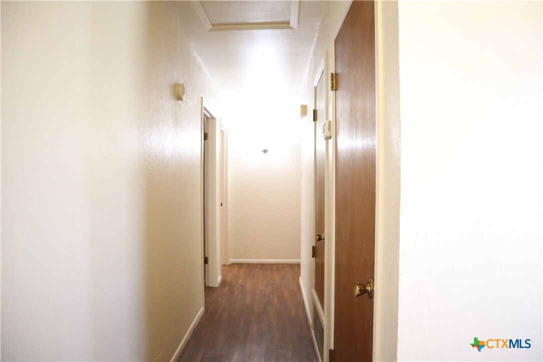 Foto principal - 1403 Canary Ln