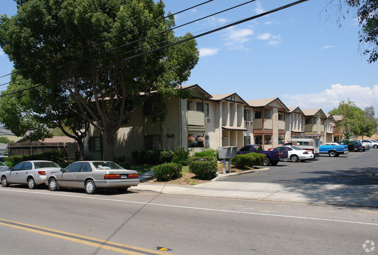 Primary Photo - marilla crest apartments