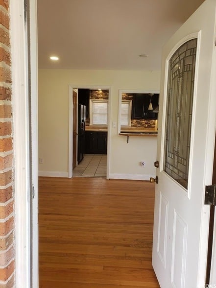 Building Photo - 507 31st Ave N