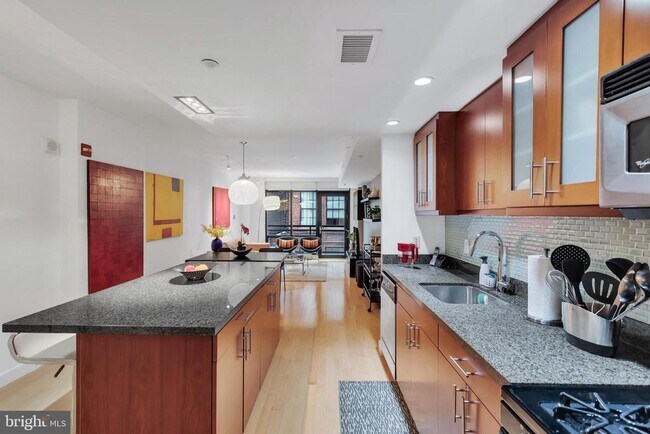 Foto del edificio - 912 F St NW