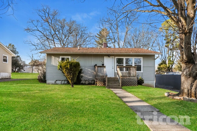 Building Photo - 106 Oakmere Rd