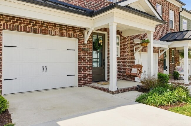 Building Photo - 6006 Mill Tree Ct