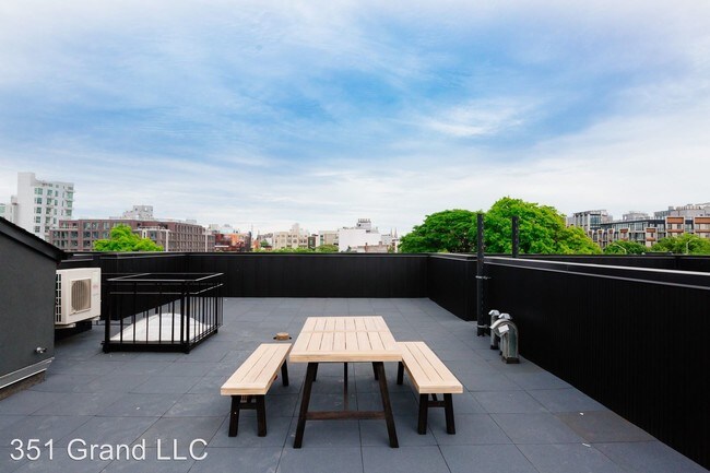 Foto del edificio - 54 Marcy Ave