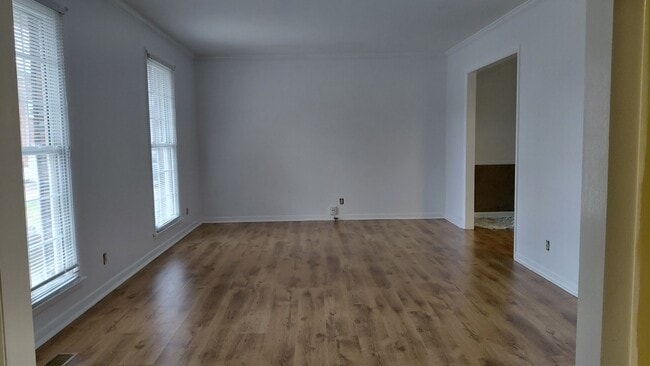 Building Photo - 5944 Port Yakima Ct