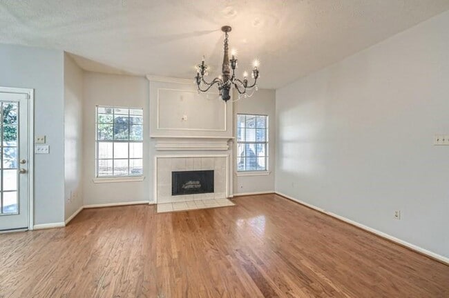 Building Photo - 1210 Sandy Plains Ln