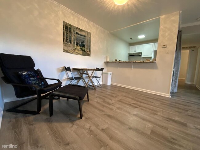 Foto del edificio - 1260 Sugarwood Cir