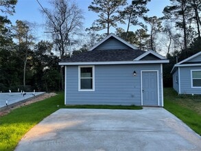 Building Photo - 233 Ridgeside Ct