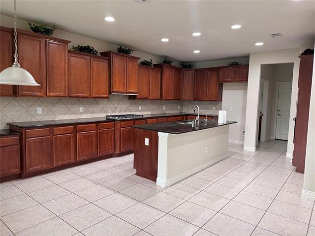 Foto del edificio - 6165 Larkspur Ln