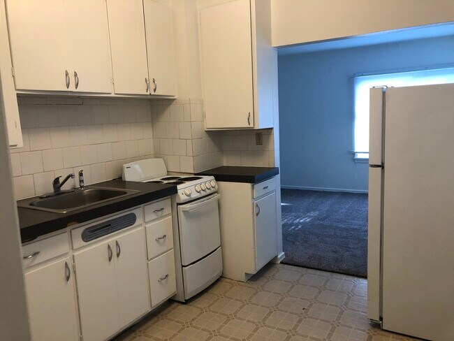 Foto del edificio - 634 NE Gray Ln
