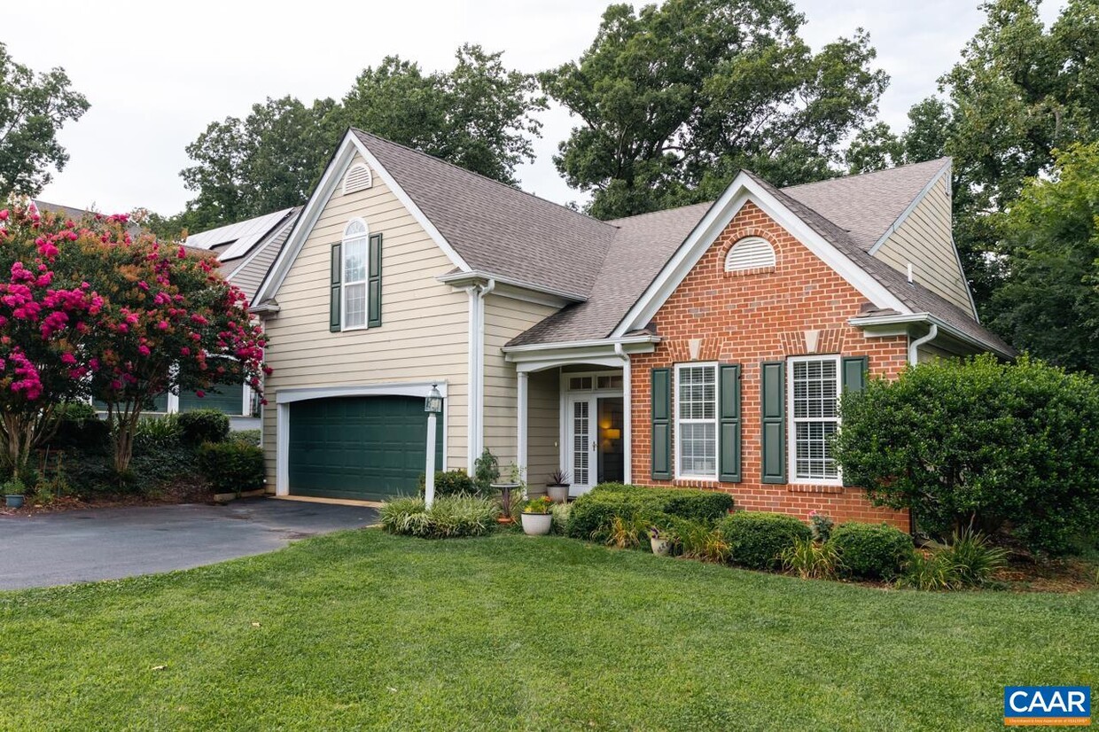 Primary Photo - 304 Grayrock Dr