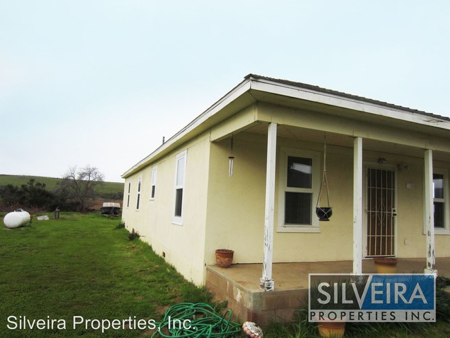 Building Photo - 3745 Foxen Canyon Rd